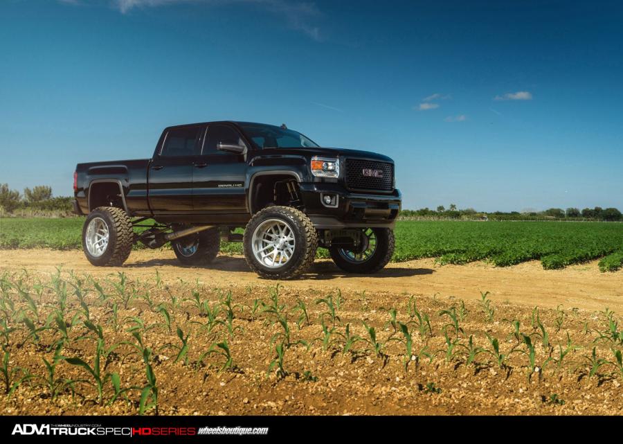  GMC Sierra Denali ob ADV.1 Wheels (ADV7TSSL) 2015 года  (фото 6 из 11)